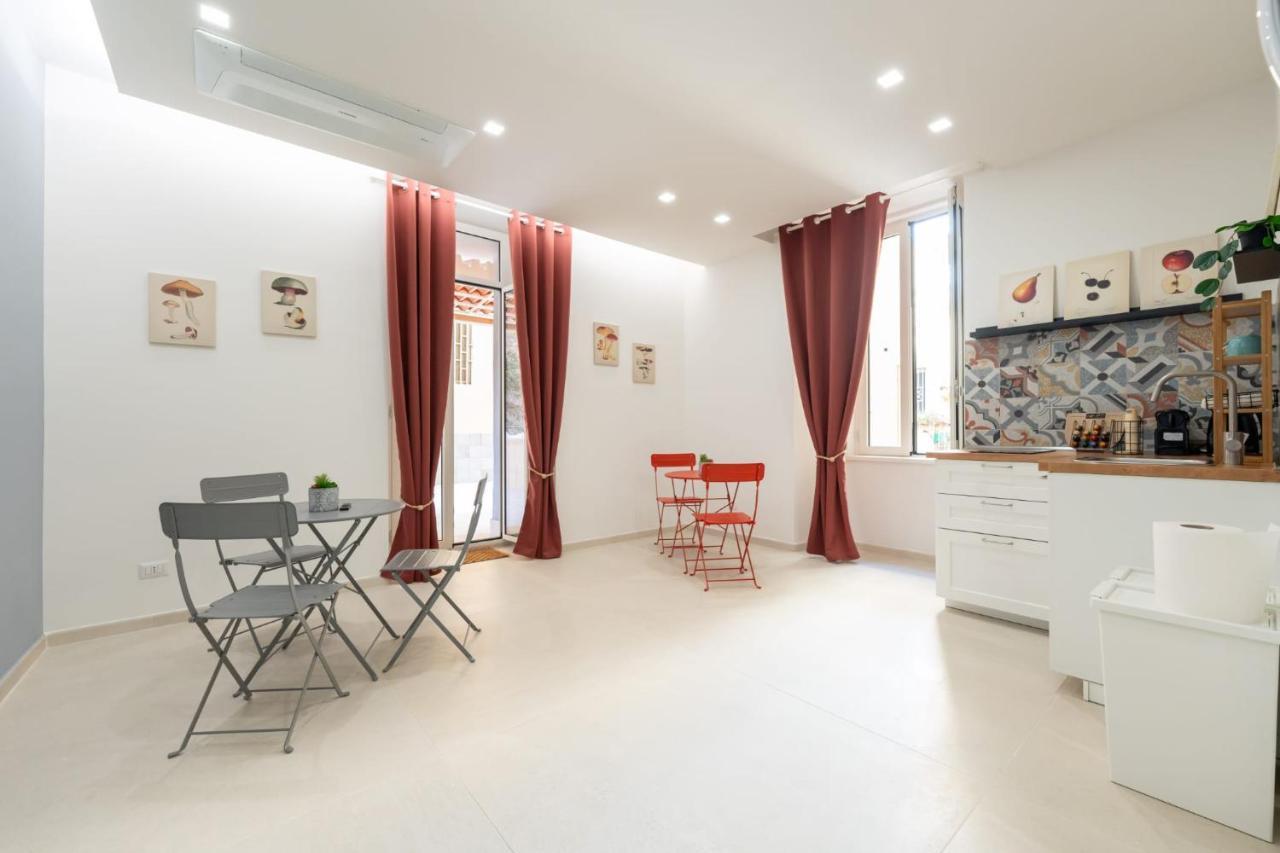 Napoli Maison Suite Esterno foto