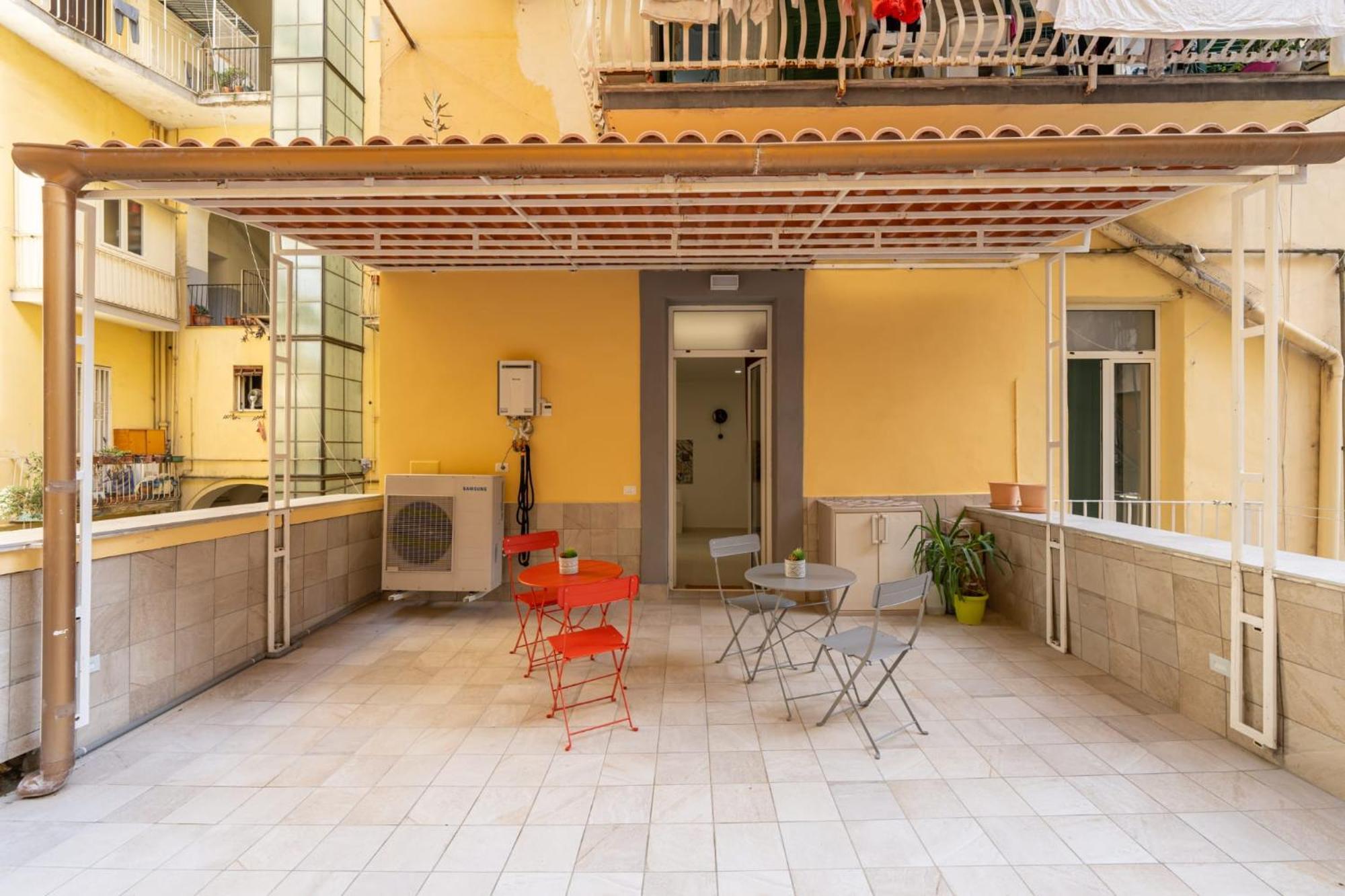 Napoli Maison Suite Esterno foto